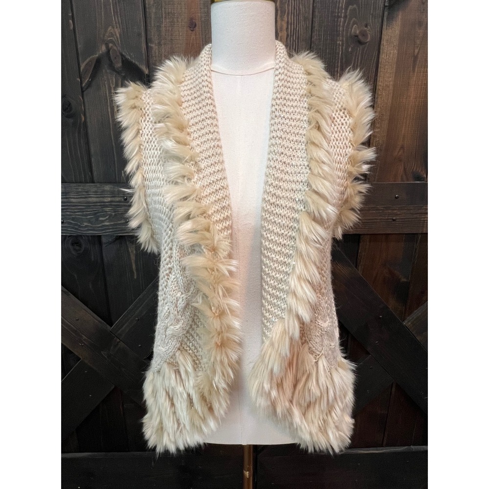 Lilly Pulitzer Beige Torini Vest M Faux Fur Sand Castle Metallic Wool Blend Cozy